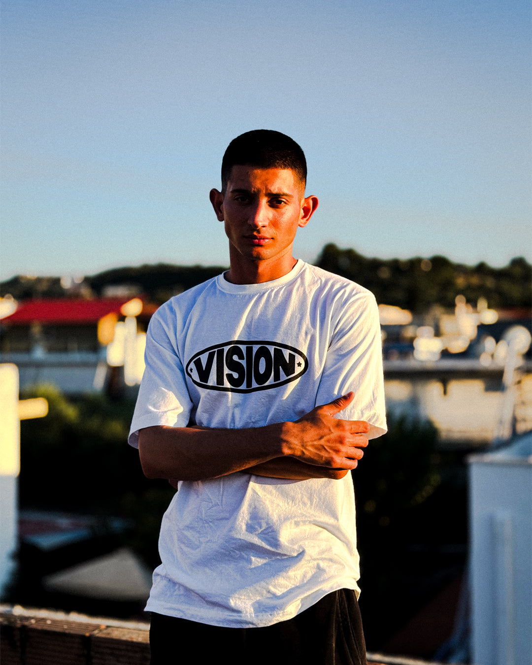 CLASSIC OVERSIZED OLDSCHOOL WHITE.