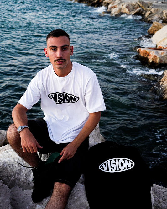 CLASSIC OVERSIZED OLDSCHOOL WHITE.