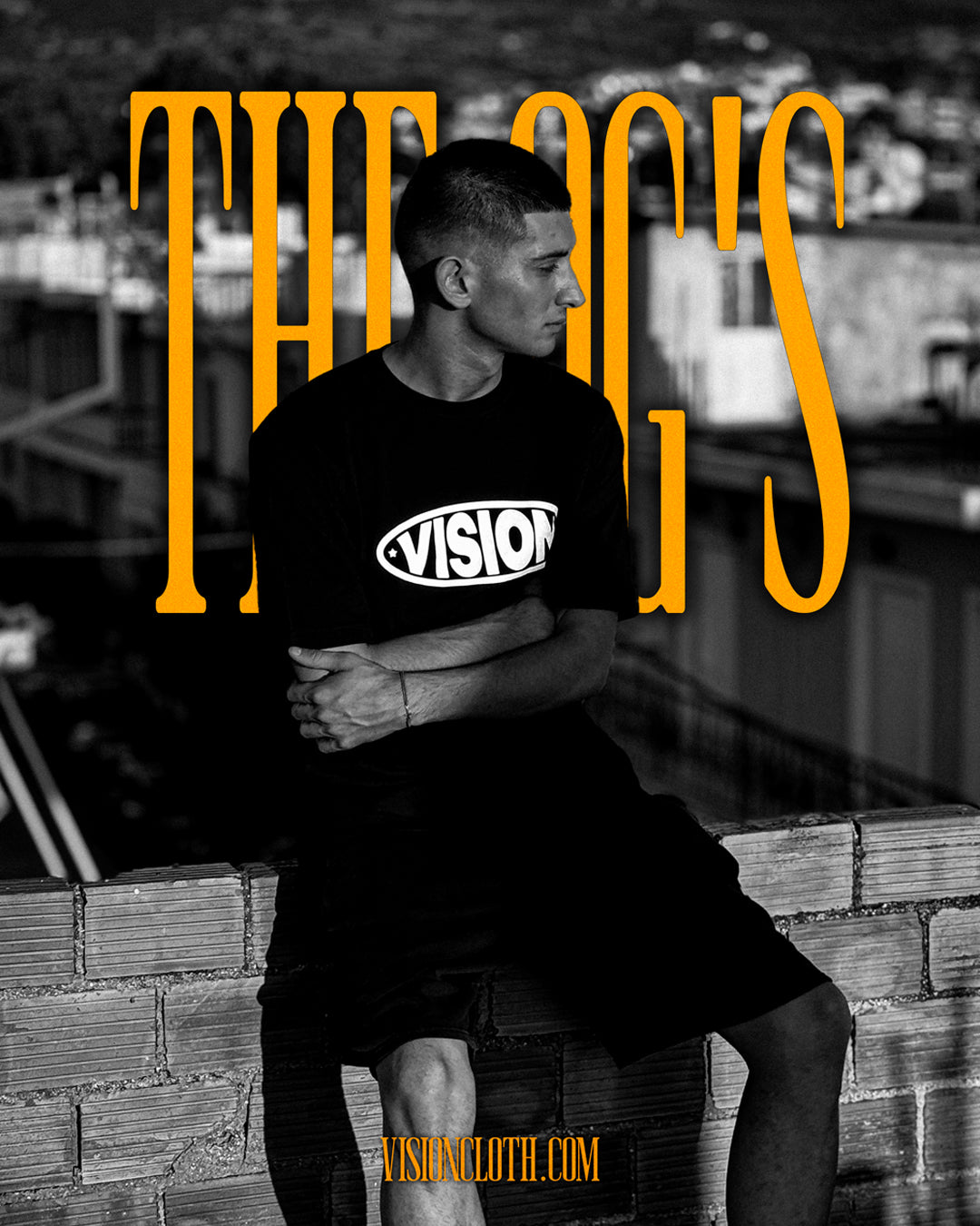 CLASSIC OVERSIZED OLDSCHOOL BLACK.